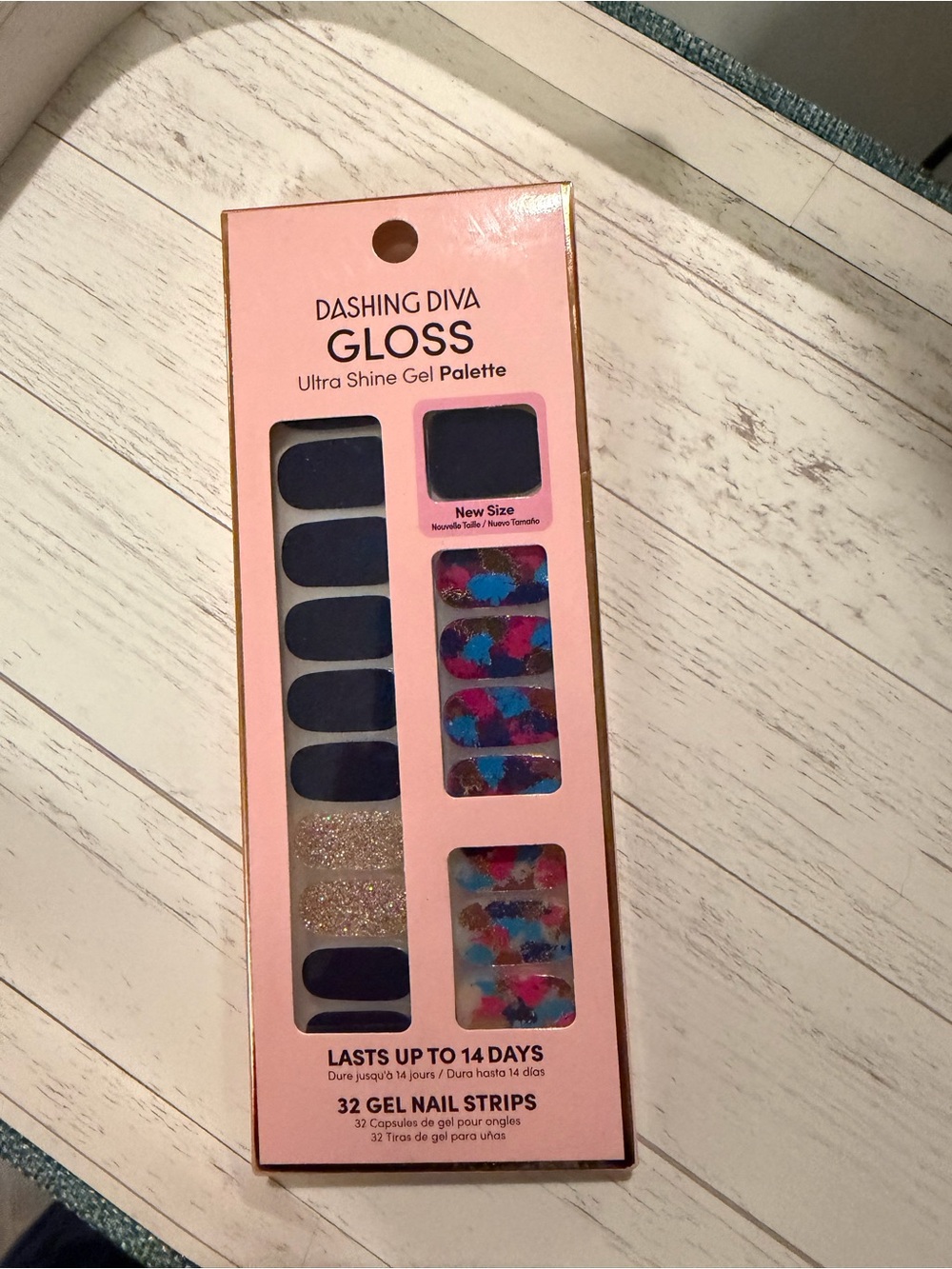 Dashing Diva Gloss Ultra Shine Gel Nail Strips - Fancy That